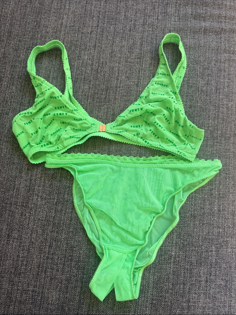 Savage X Fenty Neon Green Logo Mesh Bra Panty Set Est M